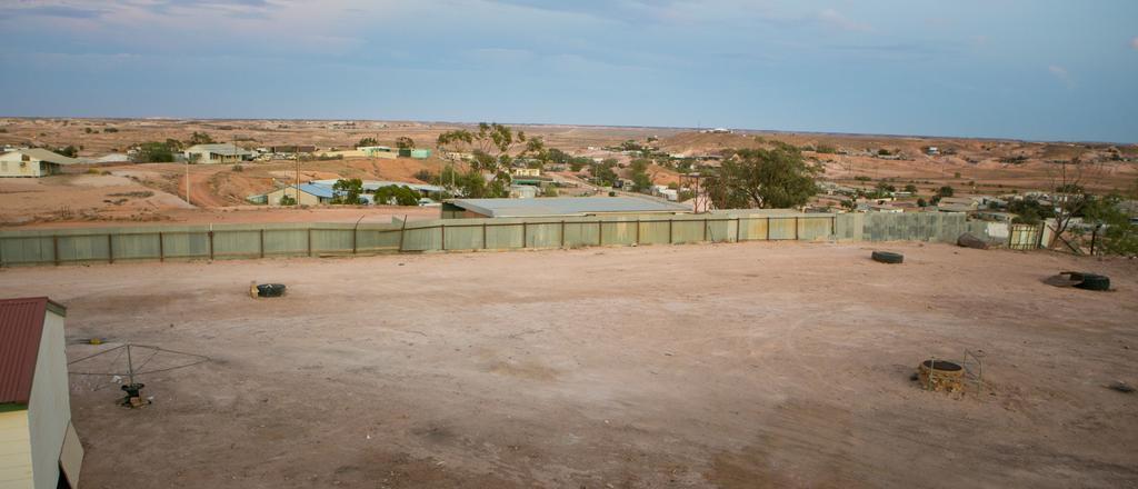 Breakaway Views 374 Alp St Hotel Coober Pedy Eksteriør billede