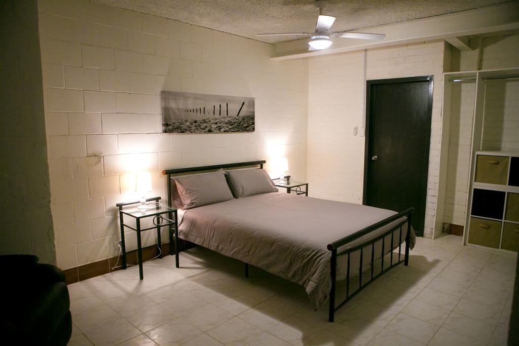 Breakaway Views 374 Alp St Hotel Coober Pedy Eksteriør billede