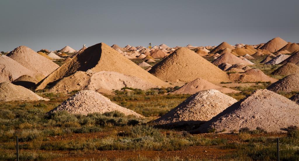 Breakaway Views 374 Alp St Hotel Coober Pedy Eksteriør billede