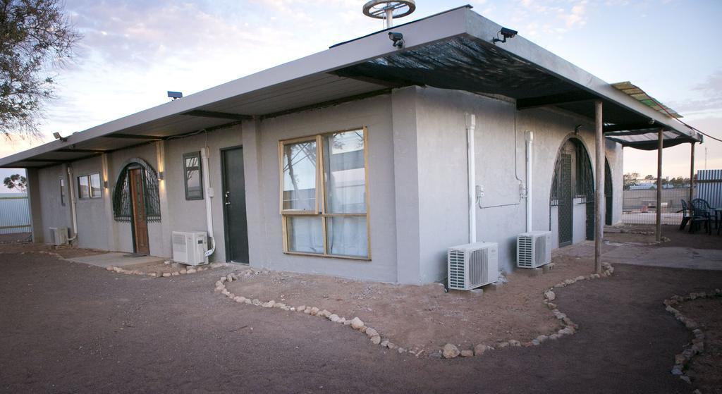 Breakaway Views 374 Alp St Hotel Coober Pedy Eksteriør billede